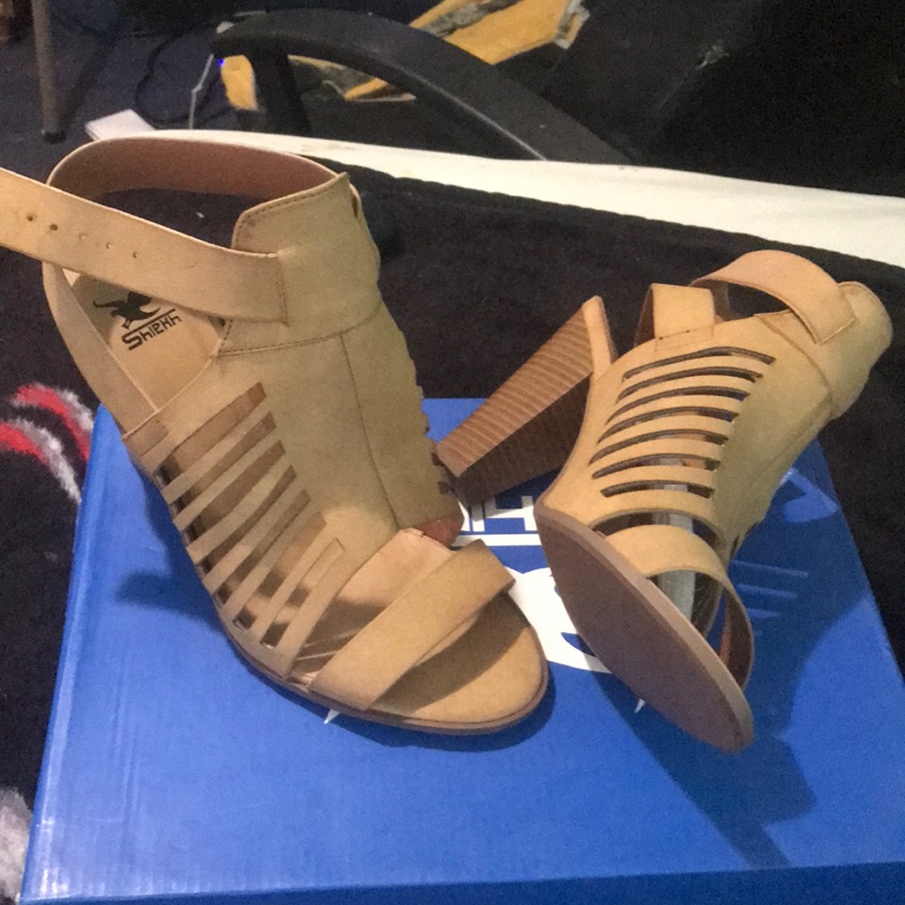 Shiekh heels